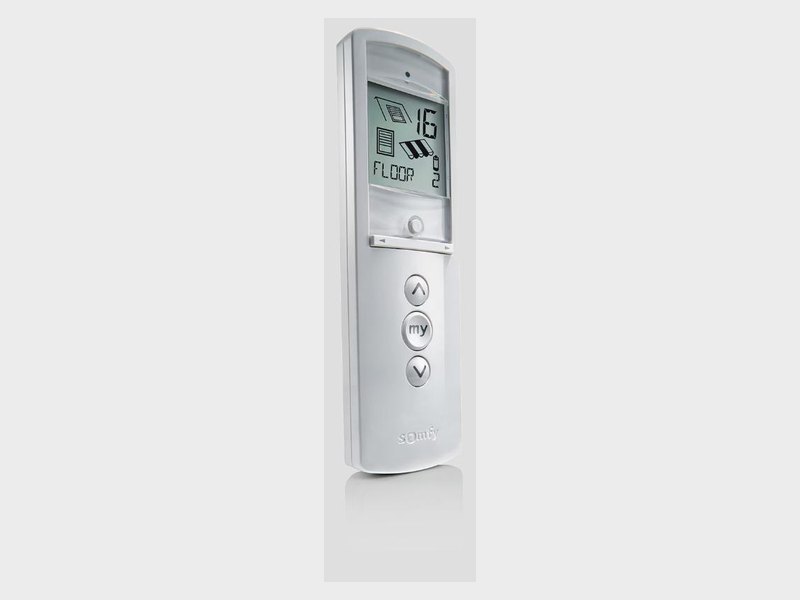 Somfy Telis 16 RTS Pure handheld remote with screen - Somfy product photo