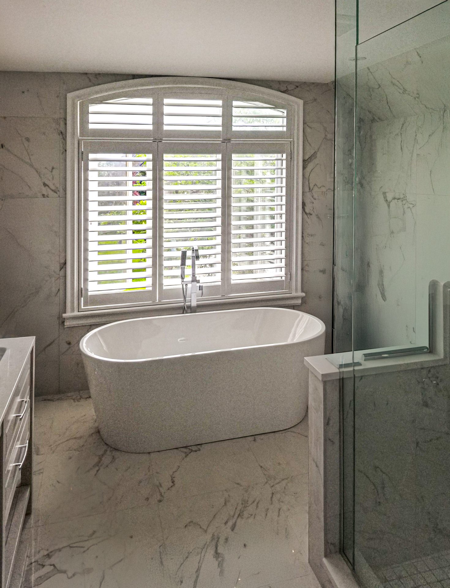Plantation shutters bathroom
